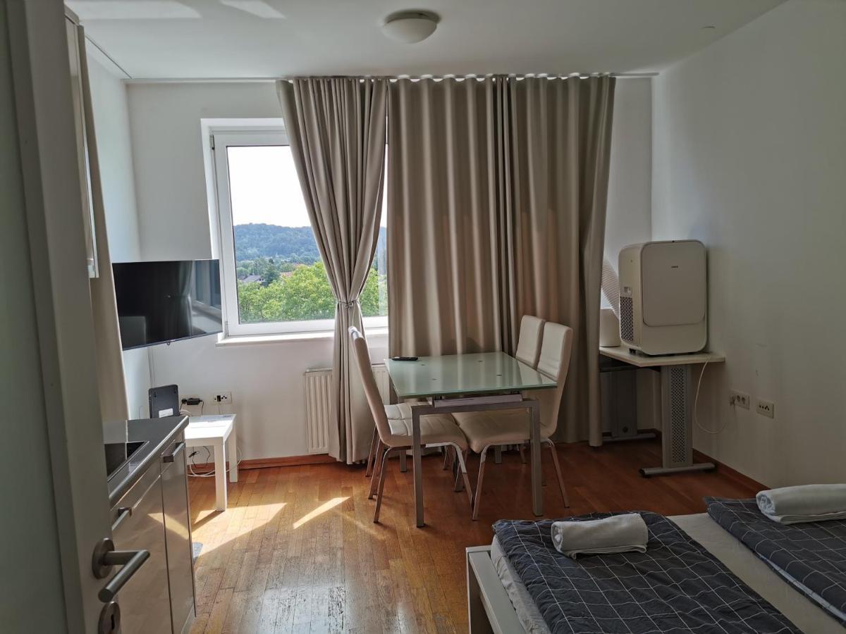 Trnovo Apartment With Free Parking Любляна Экстерьер фото